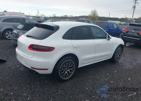 2015 Porsche Macan Turbo z USA, uszkodzony, nr VIN WP1AF2A57FLB96517